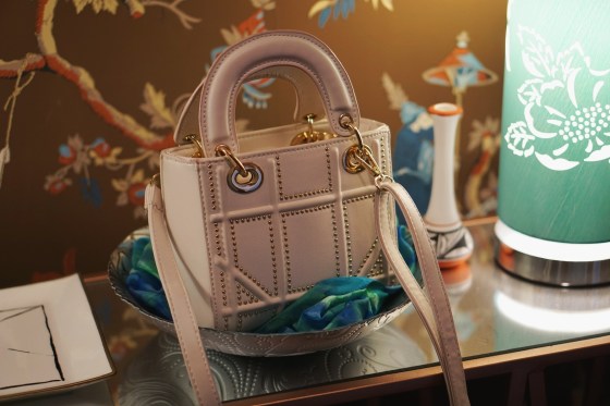 95F6A016-A3CA-4104-8E40-C920C9DC897F